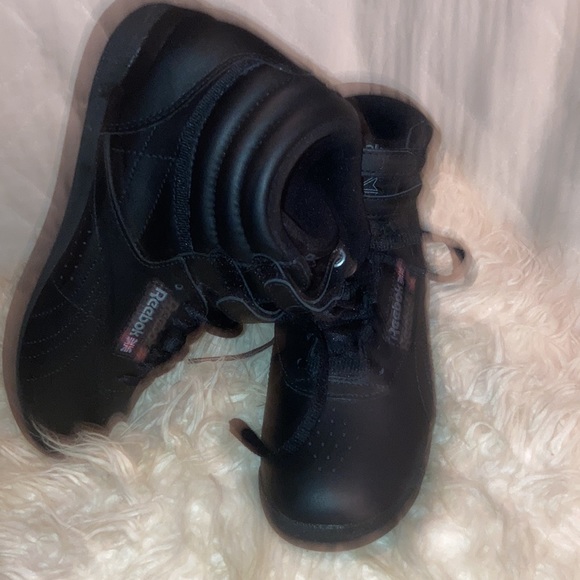 Women’s U.S.A Size 8 Black Freestyle Hi Tops Classic - Picture 9 of 11